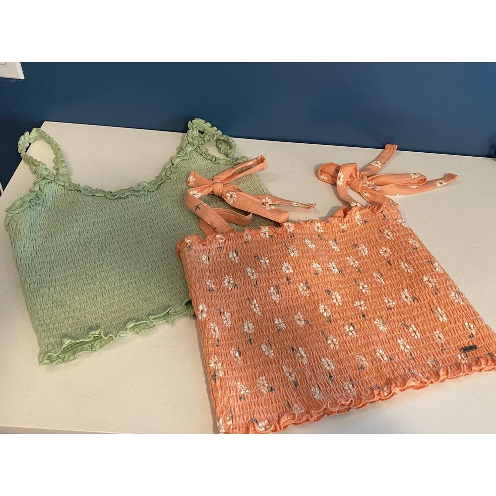 Tank Tops Lot Of 2 Festival Concert Boho Juniors Sz Med Pastel Floral & Solid - Picture 3 of 16